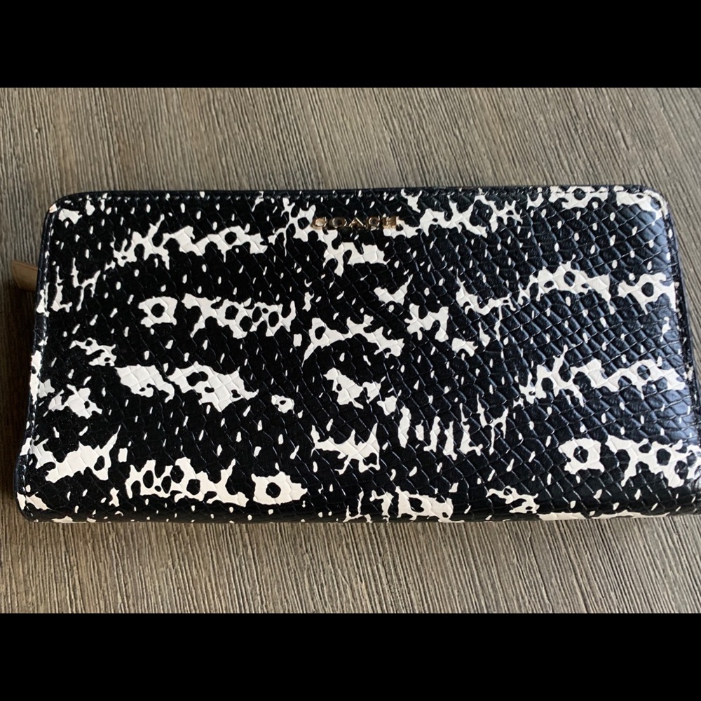 Coach MADISON SKINNY WALLET PYTHON